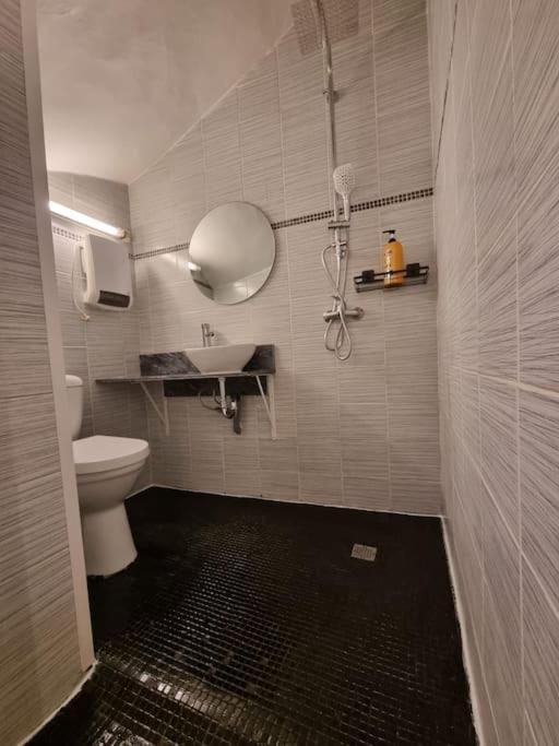 Chez Sam Appartement Saint-Laurent-de-la-Salanque Buitenkant foto