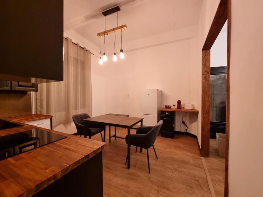 Chez Sam Appartement Saint-Laurent-de-la-Salanque Buitenkant foto